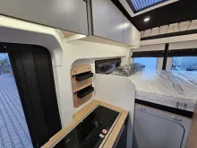 Fahrzeugbild Mooveo VAN F60DB 170 PS, Trail-Version #11