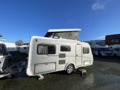 Bild 4 Hymer Eriba Feeling 425 Schlafdach, Mover, Elegance