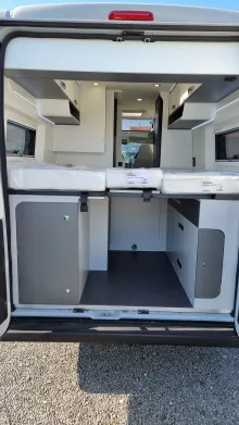 Fahrzeugbild Mooveo VAN 63EB 140 PS Autom. nur EXPORT !! #6