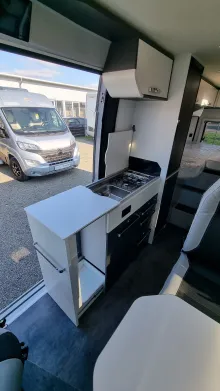 Fahrzeugbild Mooveo VAN 63EB 140 PS Autom. nur EXPORT !! #13