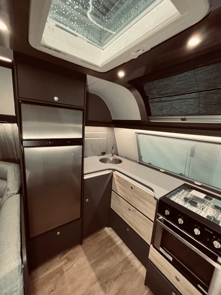 Fahrzeugbild Dethleffs Beduin Scandinavia 690 BQT Caravan Wochen! Gratis Vorzelt #8