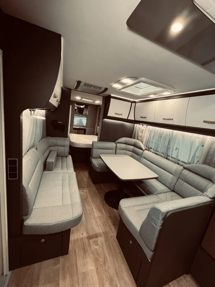 Fahrzeugbild Dethleffs Beduin Scandinavia 690 BQT Caravan Wochen! Gratis Vorzelt #12