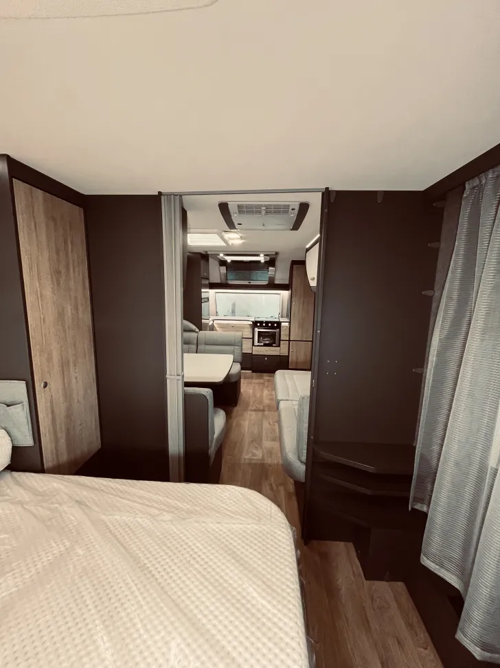 Fahrzeugbild Dethleffs Beduin Scandinavia 690 BQT Caravan Wochen! Gratis Vorzelt #23