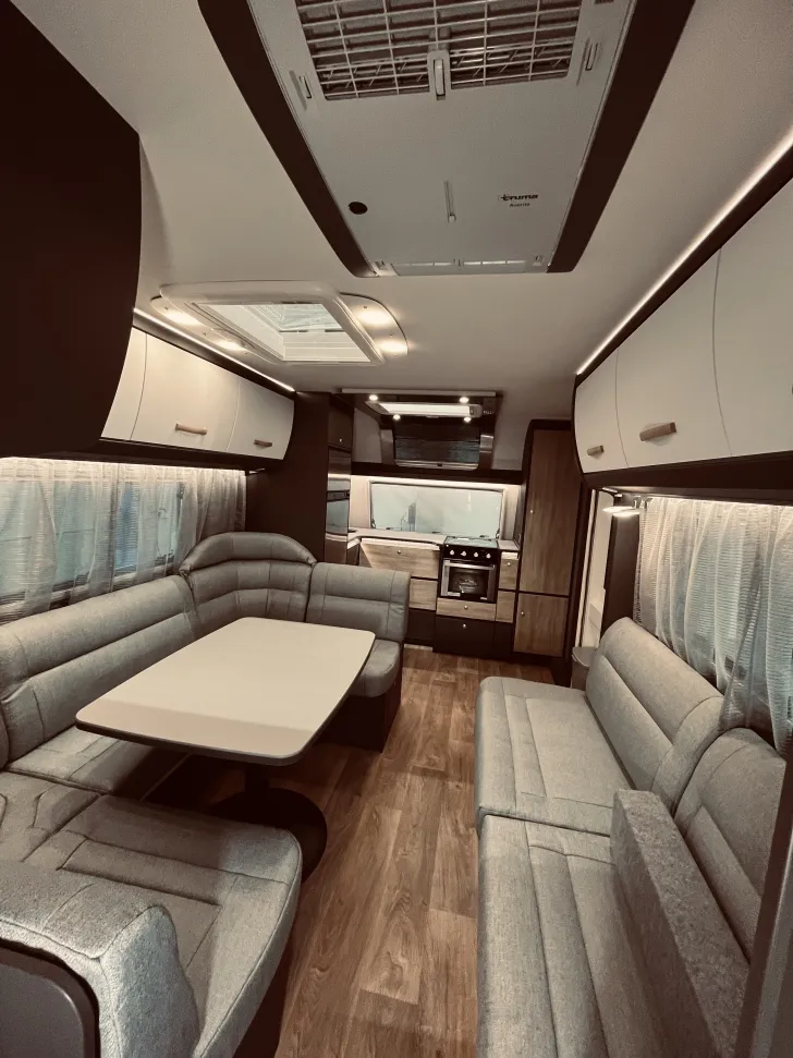 Fahrzeugbild Dethleffs Beduin Scandinavia 690 BQT Caravan Wochen! Gratis Vorzelt #24