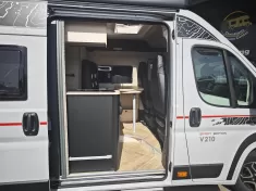 Bild 8 Challenger Van V210 Sport Edition