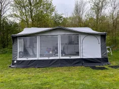 Bild 32 Hymer Eriba Nova 545 Moover Vorzelt