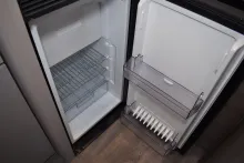 Fahrzeugbild Carado CV 590 4x4 EDITION24 Rückfahrvideo, Dieselheizung #15