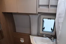 Fahrzeugbild Carado CV 590 4x4 EDITION24 Rückfahrvideo, Dieselheizung #24