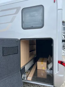 Fahrzeugbild Hymer B-Klasse MC T 580 (26) XXL-Bett, SAT+TV #6