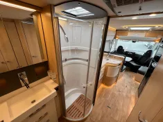 Bild 22 Mercedes-Benz Sprinter*Hymer*Hubstützen*AHK*LED*Lithium*VOLL**