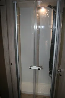 Fahrzeugbild Kabe Imperial i860 LGB #7