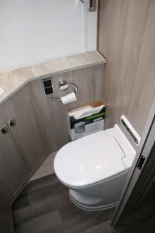 Fahrzeugbild Kabe Imperial i860 LGB #5