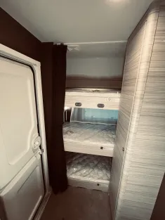 Bild 8 Dethleffs c' joy 480 QLK 3er Stockbett sofort