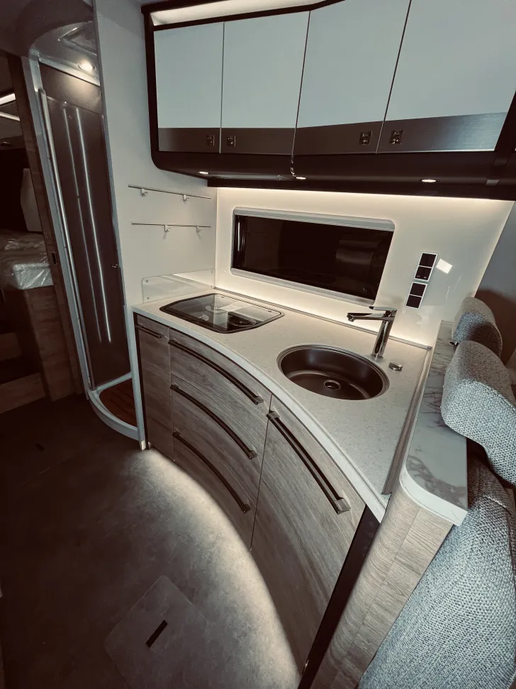 Fahrzeugbild Dethleffs Globetrotter XXL A 9000-2 EB #19