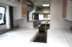 Bild 8 Dethleffs Nomad 460 EL Klimaanlage