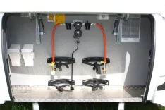 Bild 18 Dethleffs Nomad 490 BLF Bugküche