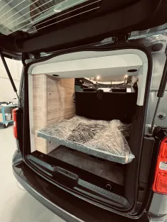 Bild 13 Dethleffs Globevan Flex Automatik, Küche