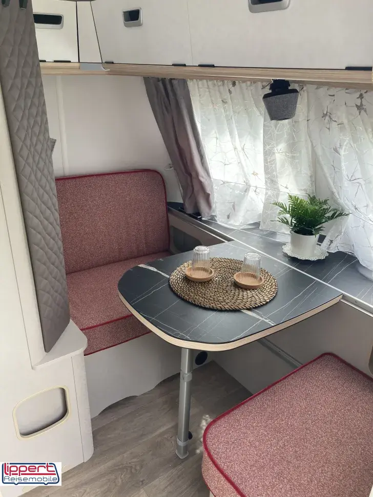 Fahrzeugbild Hymer Eriba Touring 430 Tango Red Edition #6