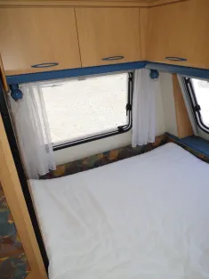 Bild 11 Hobby De Luxe 440 Nr.52/Doppelbett/4er