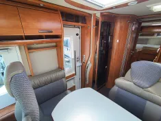 Bild 8 Carthago chic c-line I 4.9 LE L ++ hydraul. Hubstützen