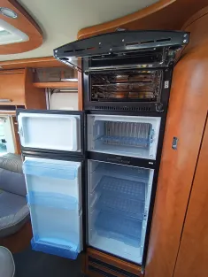 Bild 12 Carthago chic c-line I 4.9 LE L ++ hydraul. Hubstützen