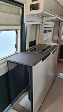 Fahrzeugbild Bürstner Campeo C 600 *junger Gebrauchtwagen* #9