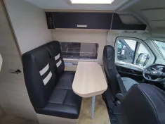 Bild 6 Challenger Van V210 Sport Edition