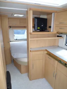 Bild 5 Fendt Saphir 470 Nr. 25/franz. Bett / RSG / 4er