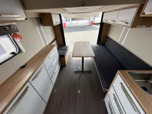 Fahrzeugbild Knaus DESEO 400 TR *Motorrad*2.000KG*Markise #9