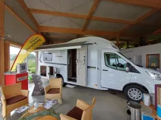 Bild 9 Weinsberg CaraSuite 650 MF Seitz S7 Rahmenfenster