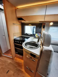 Bild 12 Hymer B-Klasse MC T 680 Verfüg./Sparen Sie 6.000,- €