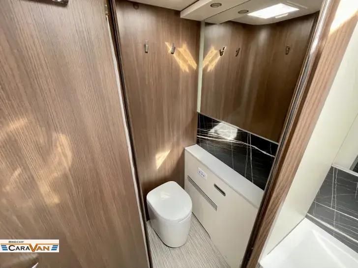 Fahrzeugbild Bürstner Elegance I 920 G VOLLAUSSTATTUNG > top price #12