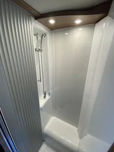 Bild 16 Knaus VAN WAVE 640 MEG Vansation MAN