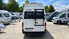 Schräg Hinten