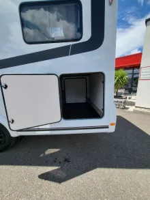 Fahrzeugbild Laika Kosmo L 409 #8