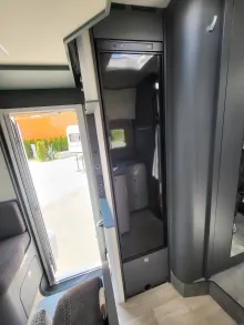 Fahrzeugbild Laika Kosmo L 409 #25