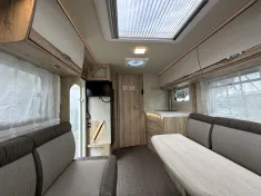 Bild 12 Eura Mobil Integra Line 695 LF Wechselrichter+Navi+Satanlage