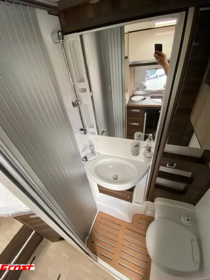 Fahrzeugbild Laika Ecovip H 2109 #13