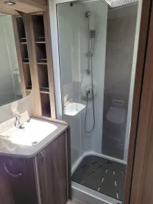 Fahrzeugbild Kabe Royal 630 TDL E5 #4