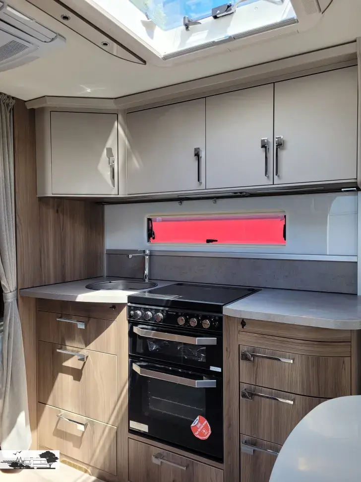 Fahrzeugbild Kabe Royal 630 TDL E5 #8