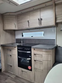 Fahrzeugbild Kabe Royal 630 TDL KS #8