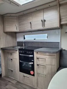 Bild 7 Kabe Royal 630 TDL KS