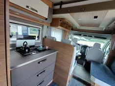 Bild 13 Weinsberg CaraSuite 650 MF Seitz S7 Rahmenfenster