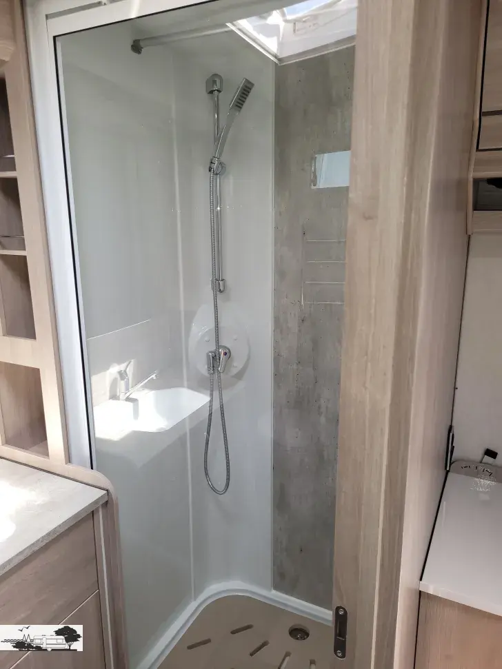 Fahrzeugbild Kabe Imperial 780 TDL #6