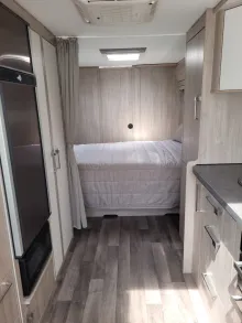 Fahrzeugbild Kabe Imperial 780 TDL #14