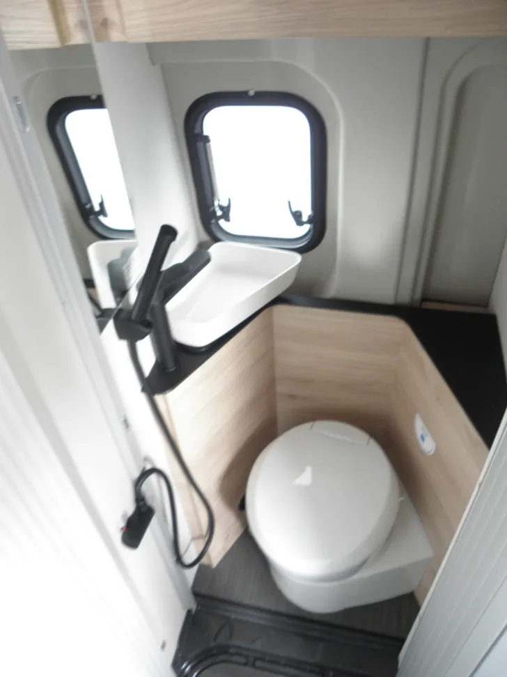 Fahrzeugbild Dethleffs Globetrail 540 DR SALE #9