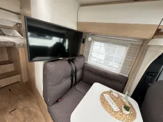 Bild 11 Hymer B-Klasse MC T 580 Mit GFK-Dachbeschichtung