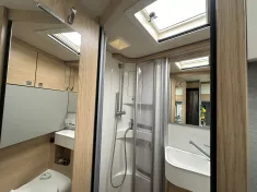Bild 12 Hymer B-Klasse MC T 580 Mit GFK-Dachbeschichtung