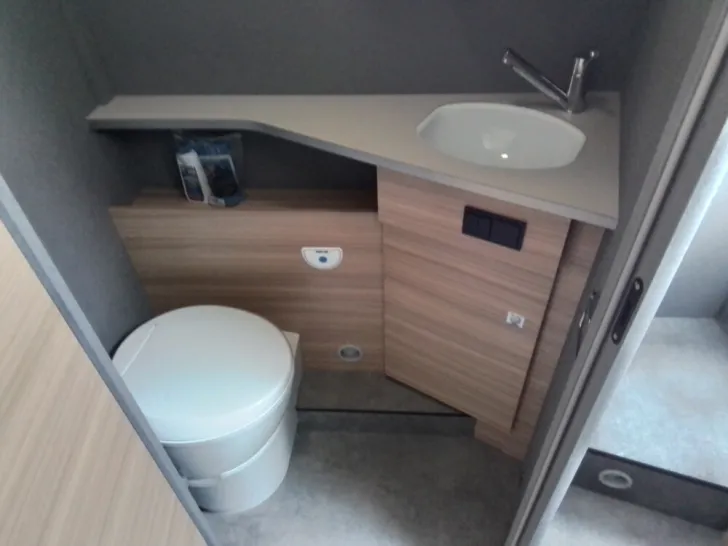 Fahrzeugbild Dethleffs Just 90 T 7052 DBM #15