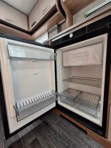 Fahrzeugbild Knaus Sport 460 EU ePower Selection Abverkaufsstück #9